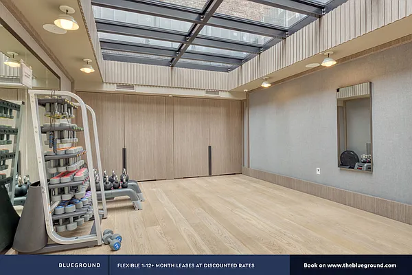 Rented by The Blueground | media 94