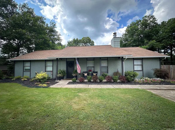 121 Oriole St, Batesville, AR 72501