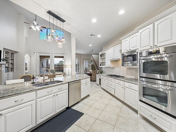 4th image of 26014 Sebey Ridge Ln