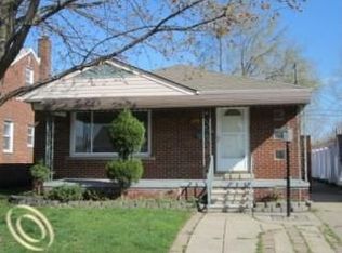 12886 Callender St, Southgate, MI 48195