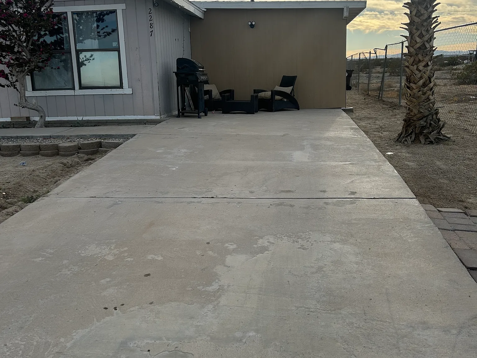 2 bed, 900 sqft, $1,300 — Photo 3