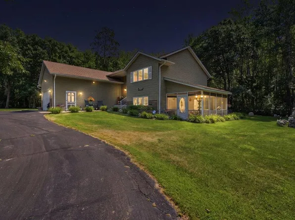 10157 Pin Oak Ln, Brainerd, MN 56401