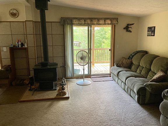 4th image of 1076 AMBER LAKE RD W W