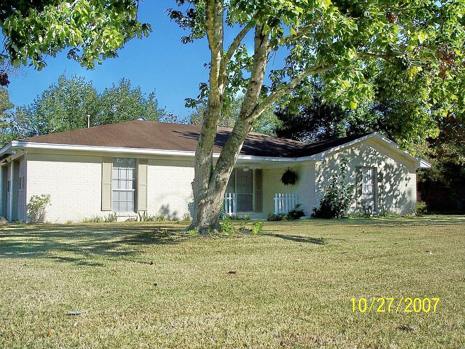 1st image of 2049 Melanie Ln