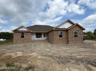 899 Keating Loop, Crossville, TN 38555
