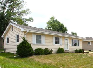 2409 Lori Dr SW, Cedar Rapids, IA 52404