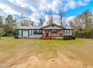 5786 Reddoch Rd, Marianna, FL 32446