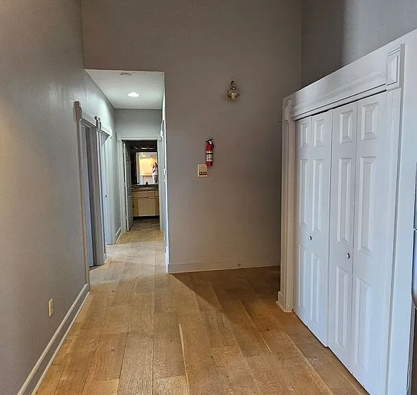 204 N Walnut St #B — Photo 8