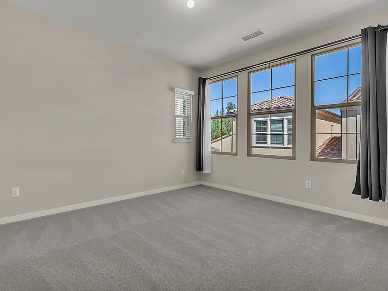 71 Tallowood — Photo 27