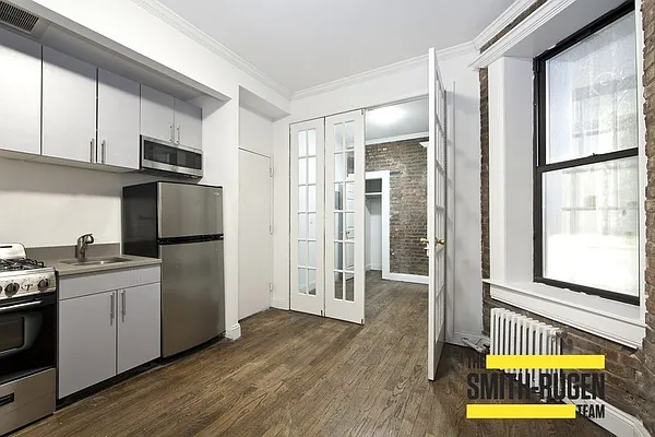 Rented by R New York | media 11