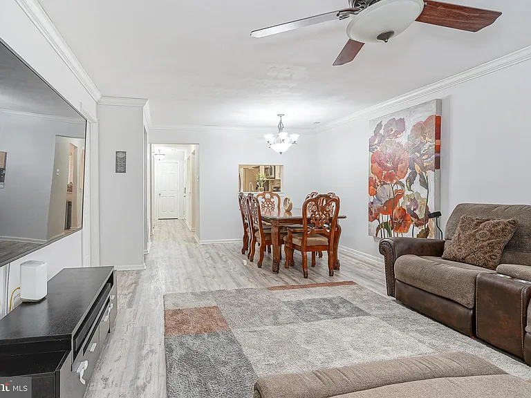 522 Willow Turn #A — Photo 8