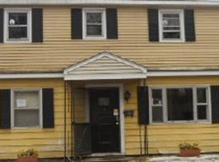 238 Washington Ave E, Rensselaer, NY 12144