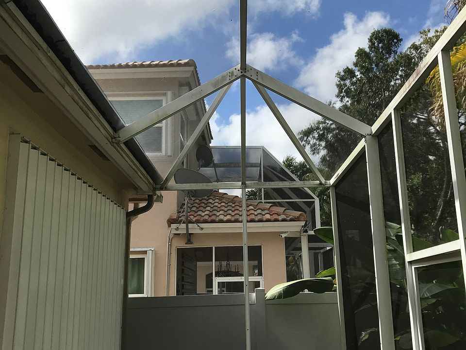 1st image of 9688 Vineyard Ct