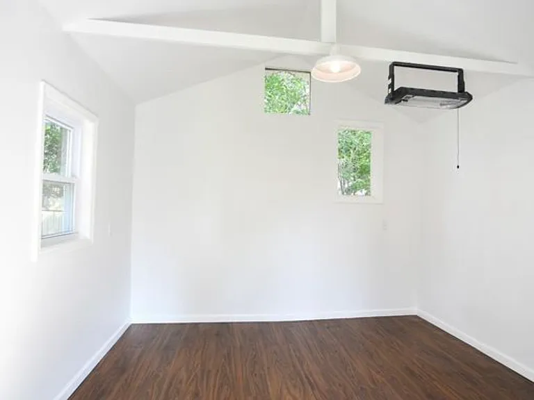 14 S Cedar St — Photo 19