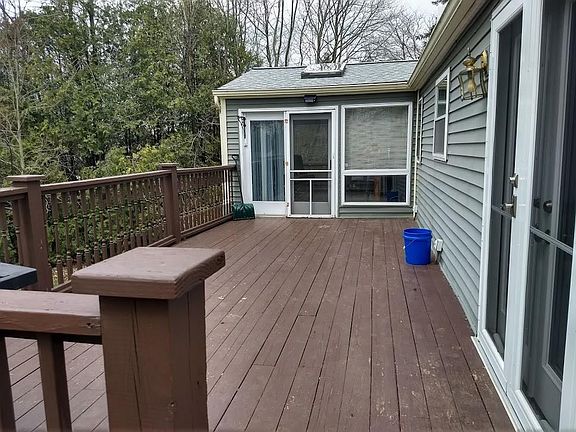 3rd image of 4255 Heather Dr