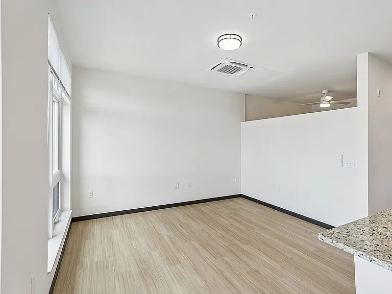 Vicino Apartments — Photo 23