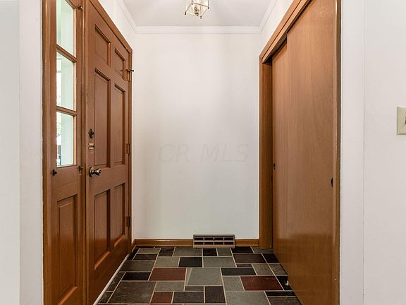 4th image of 255 Bryant Ave