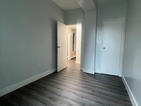 5th image of 117 Wade St APT 1I