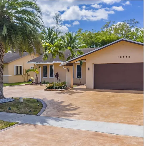 10730 NW 20th Ct Photo 1