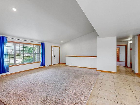 4th image of 1426 Honor Way