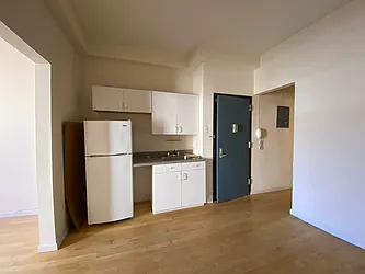 Rented by Urban Real Estate Property Group Inc