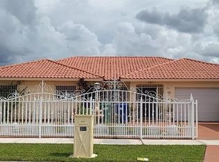 301 SW 136th Ct, Miami, FL 33184