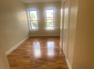 126 Boerum St #8D, Brooklyn, NY 11206