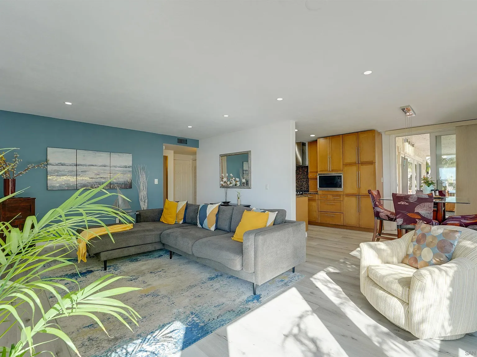 Riviera Shores — Photo 3