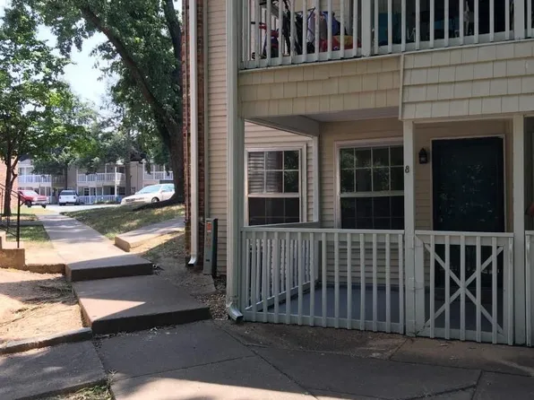 455 Burgoyne Rd Unit 8, Charlottesville, VA 22901