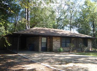 210 S Meadow Ln, Kirbyville, TX 75956