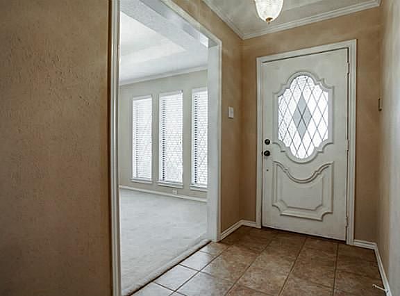 2nd image of 4621 Silverthorn Dr