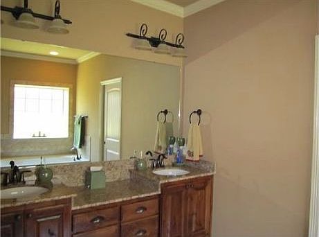 4th image of 4274 Hollow Stone Dr
