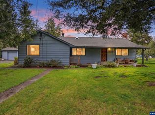48974 SE Fairview St, Mill City, OR 97360