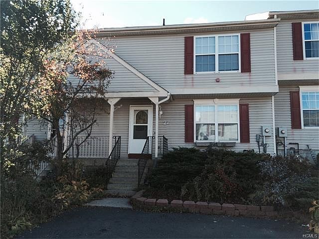 1st image of 22 Marian Ct
