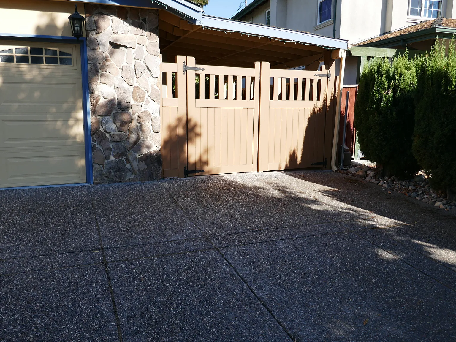 4 bed, 1646 sqft, $5,500 — Photo 3