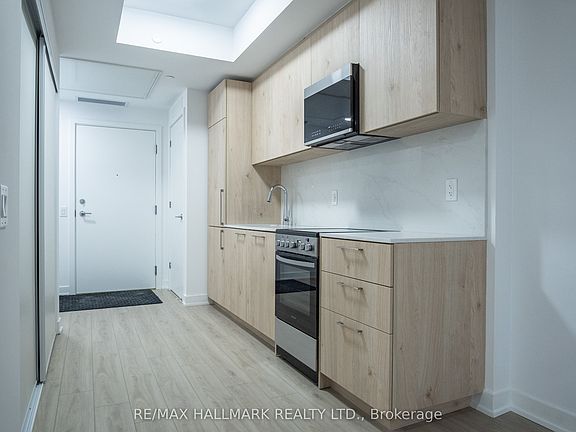 2nd image of 7439 Kingston Rd #219A