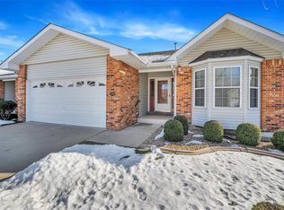 109 Braewood Cir #2C, Saint Charles, MO 63301
