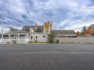 74 Railroad Ave, Epping, NH 03042