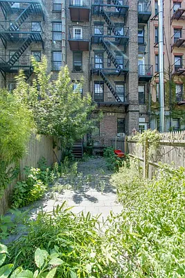 Rented by Centennial Properties NY | media 35