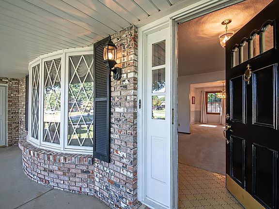 2nd image of 4285 Browning Dr
