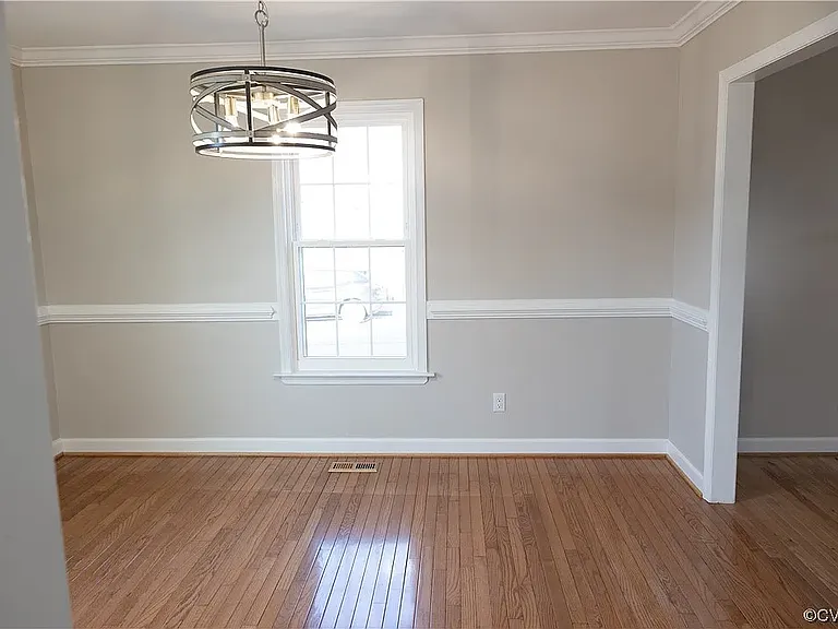 1613 Idlewood Ave — Photo 1