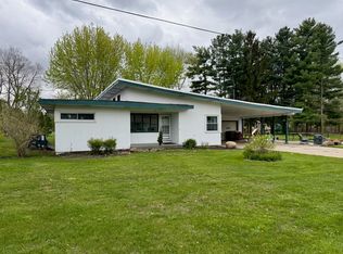 710 E Broad St, Chesaning, MI 48616