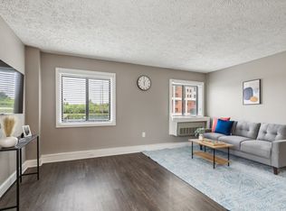 1700 W 10th St #ID1057994P, Indianapolis, IN 46222