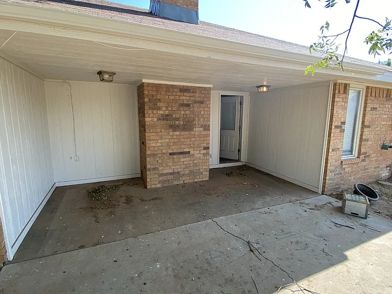 6818 Huron Ave — Photo 11