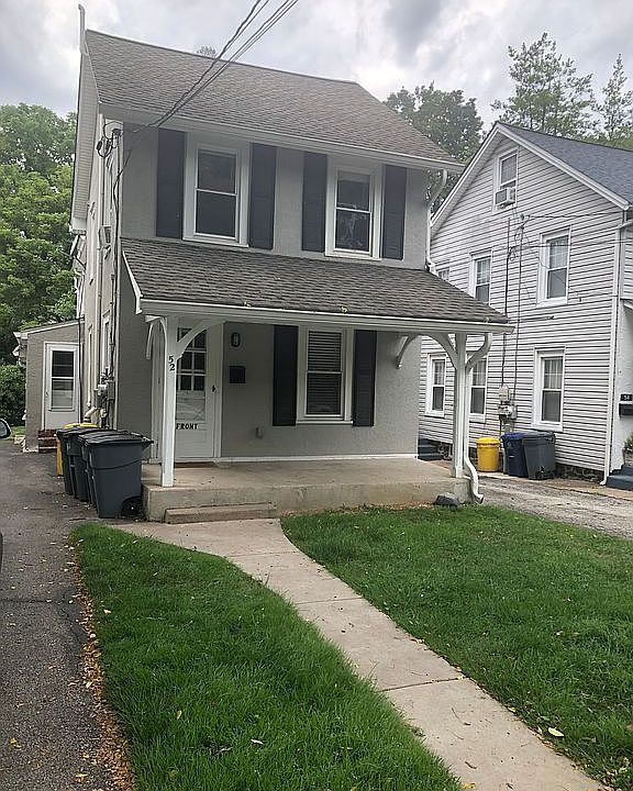 2nd image of 52 N Roberts Rd