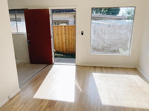 4th image of 1151 E Ramona Ave APT C