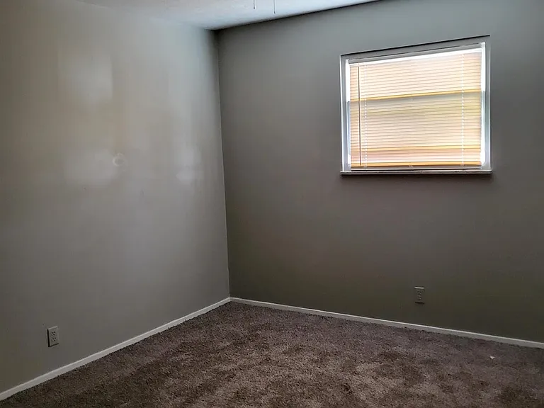 1009 Brookline Ave #2 — Photo 6