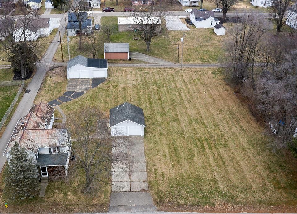 1st image of 874 Harris Ave