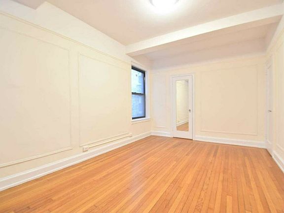 5th image of 2760 Broadway #6D