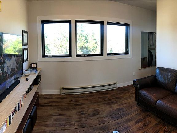5th image of 95 Wildewood Dr